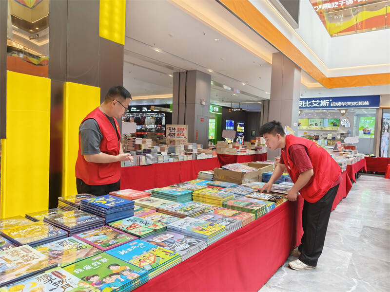 全民齊閱讀 書香滿巴陵