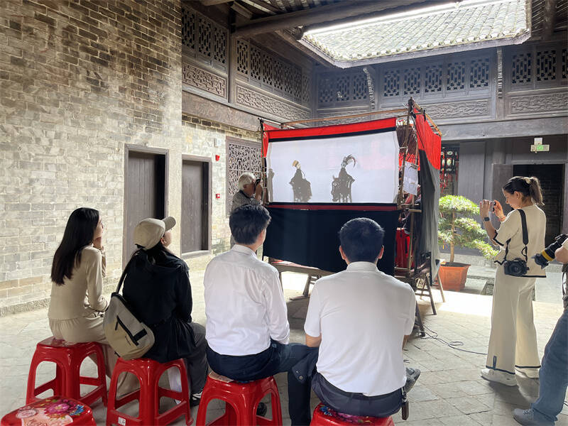 国际摄影师齐聚张谷英 用镜头定格古村魅力