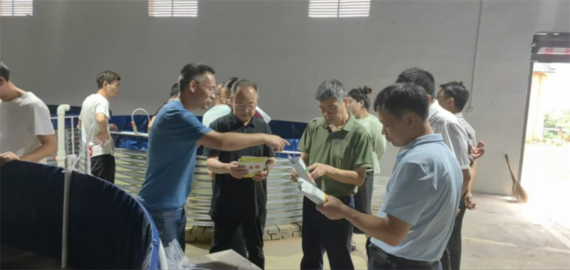 致公党湖南省委会向佐谊副主委一行到岳阳县调研设施渔业