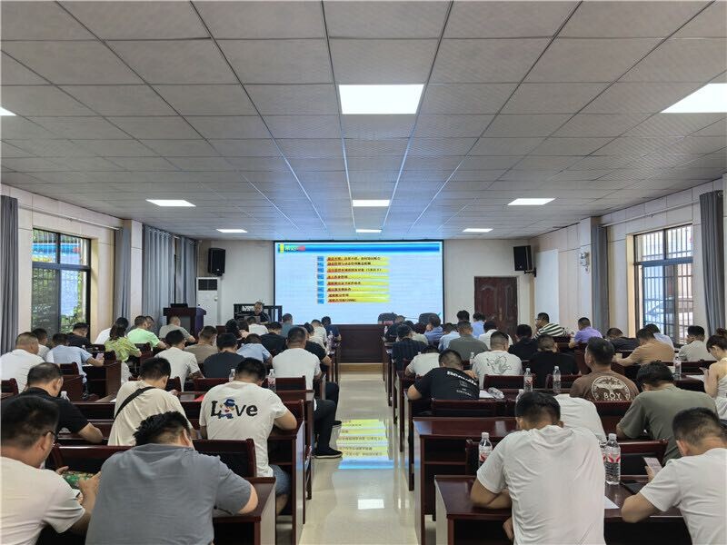 岳陽縣東洞庭湖應急安全生產(chǎn)培訓班開班