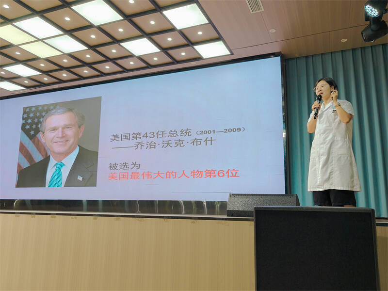 團(tuán)縣委開(kāi)展“認(rèn)識(shí)自我，健康成長(zhǎng)”青少年心理健康專題講座