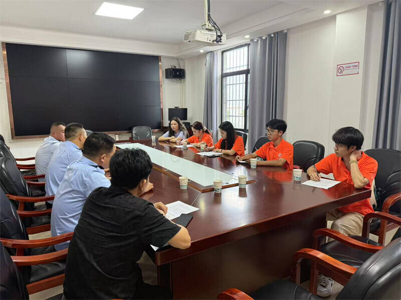 走出課堂踐青年使命 青春力量護(hù)碧水清波