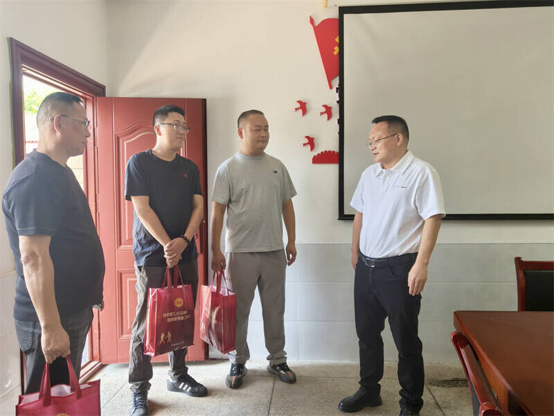 走訪慰問駐村干部 聚力推進鄉(xiāng)村振興——方克君帶隊慰問駐村工作隊