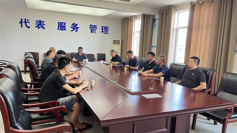 共憶軍旅歲月 凝聚奮進力量——岳陽縣殘聯(lián)召開建軍98周年退役軍人座談會