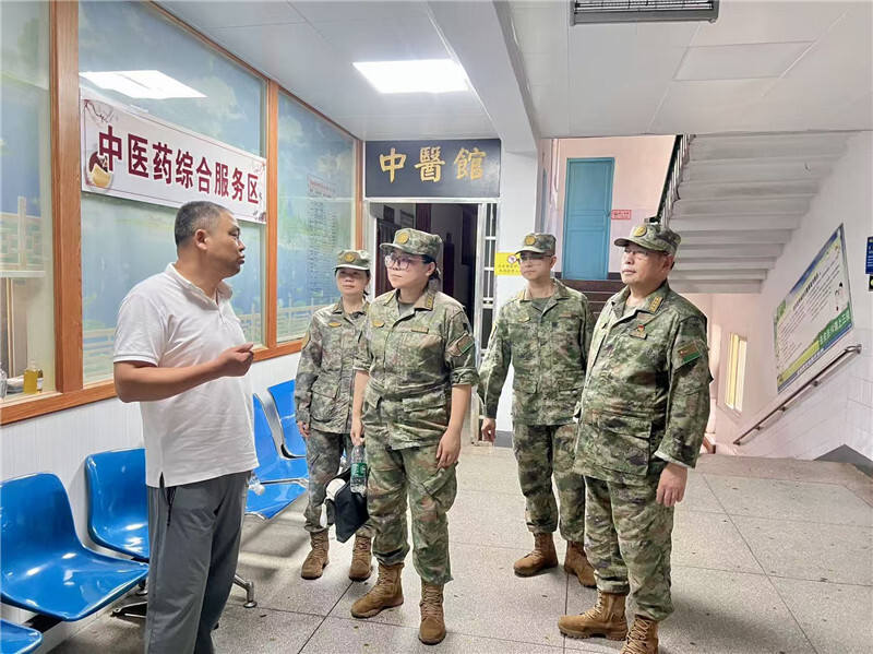 軍民魚水情更深 健康服務(wù)暖人心