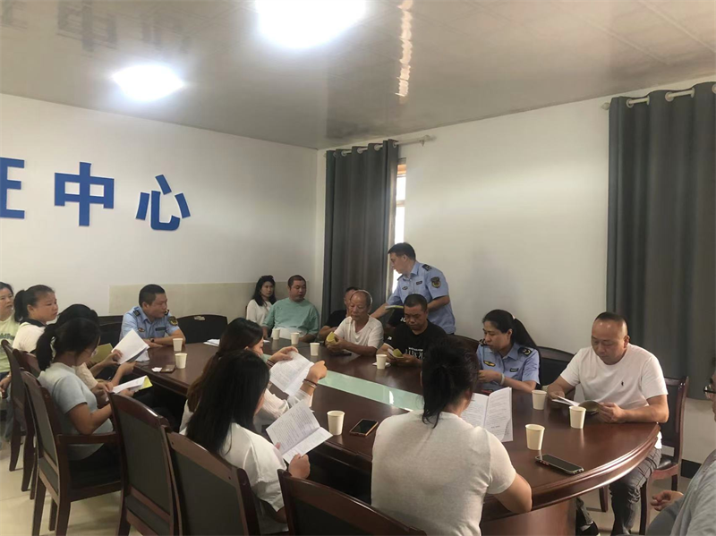 縣市場監(jiān)督管理局開展流動攤販食品安全培訓
