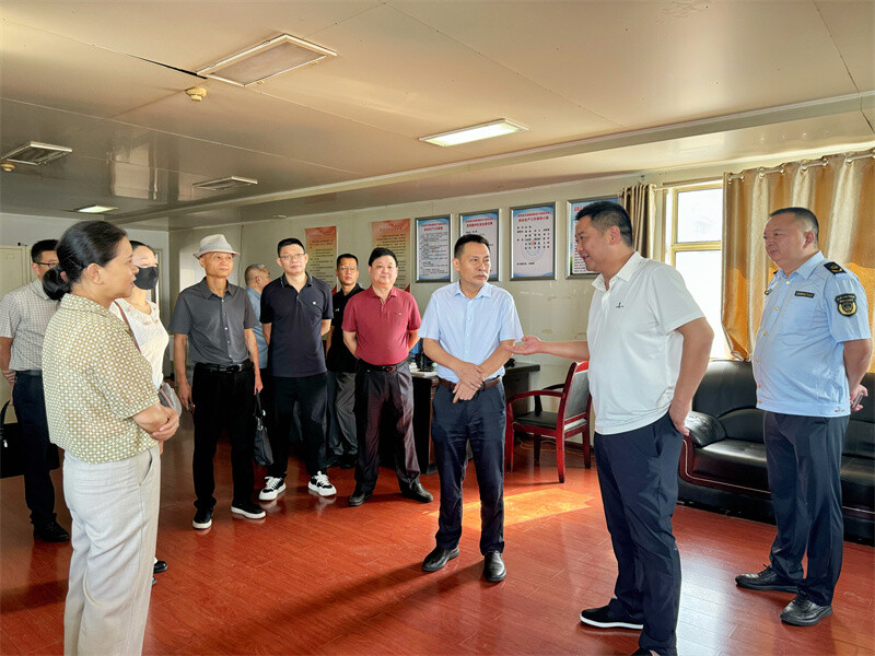 市政协来岳阳县开展东洞庭湖综合行政执法工作专题调研