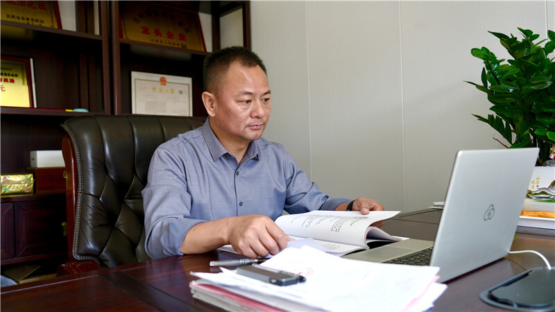 县政协委员刘正君：以初心践使命 让田间秸秆变身乡村“致富宝藏”