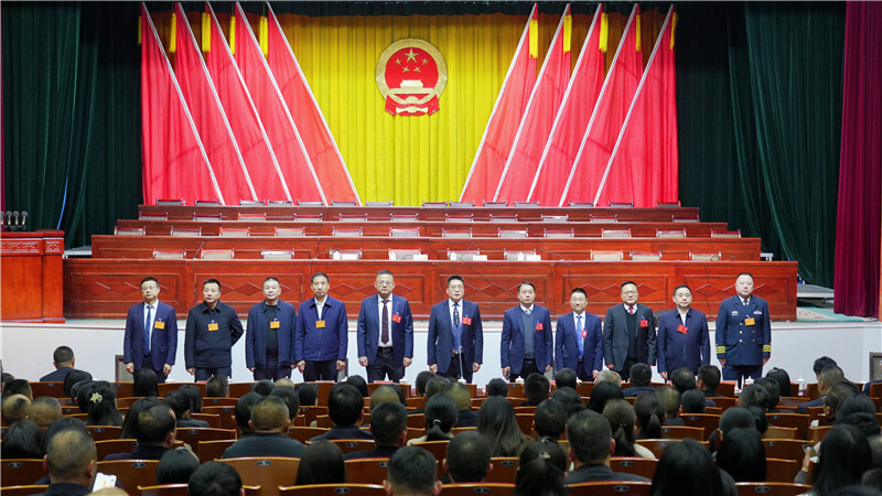 聚焦两会 | 县“四大家”领导看望县人大代表