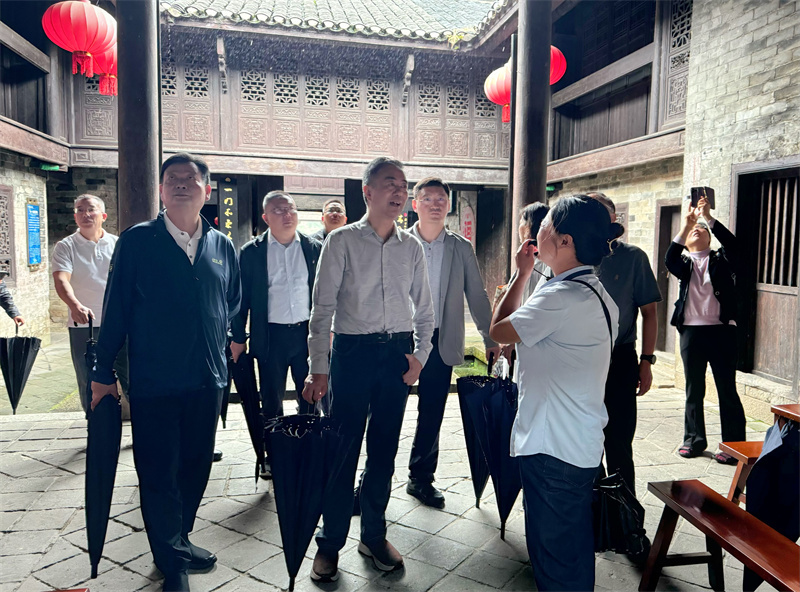 苏州市吴中区人大常委会来我县学习考察