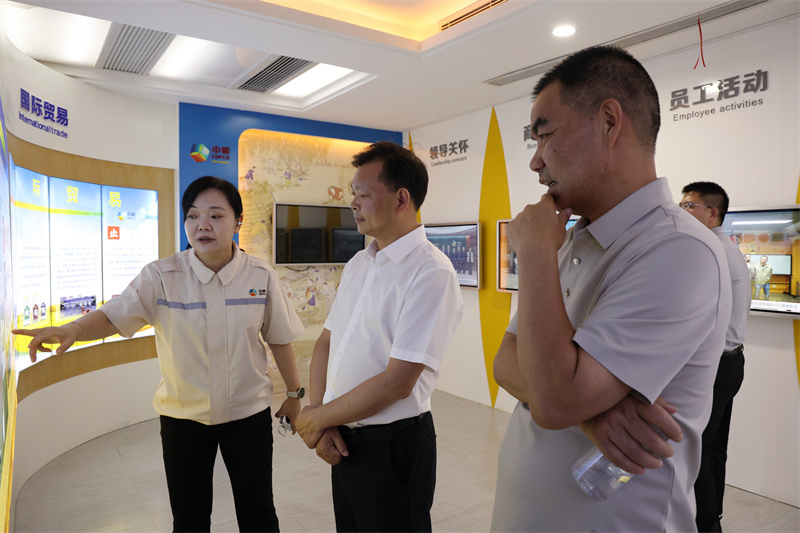 韩翼飞调研县高新区高质量发展工作