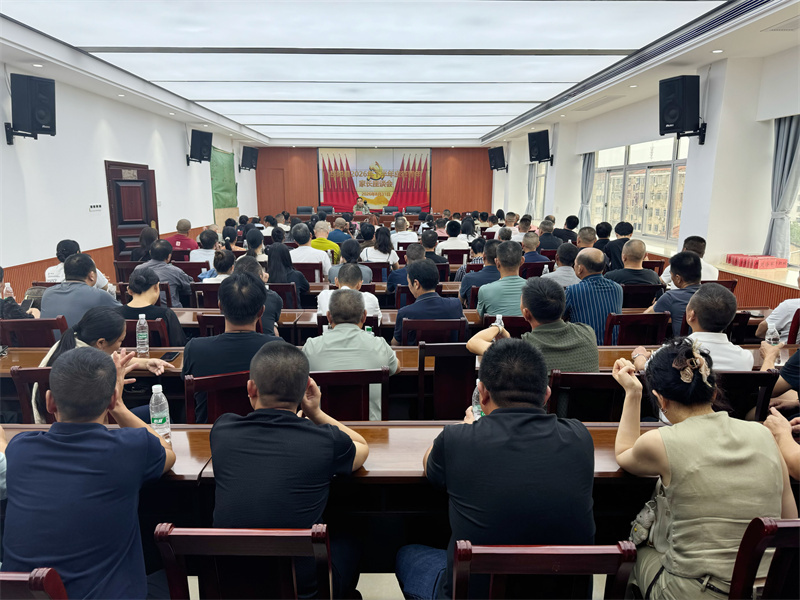 岳阳县召开2026下半年应征青年家长座谈会