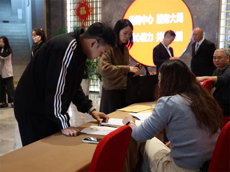 政协委员今日报到，岳阳县进入两会时间！